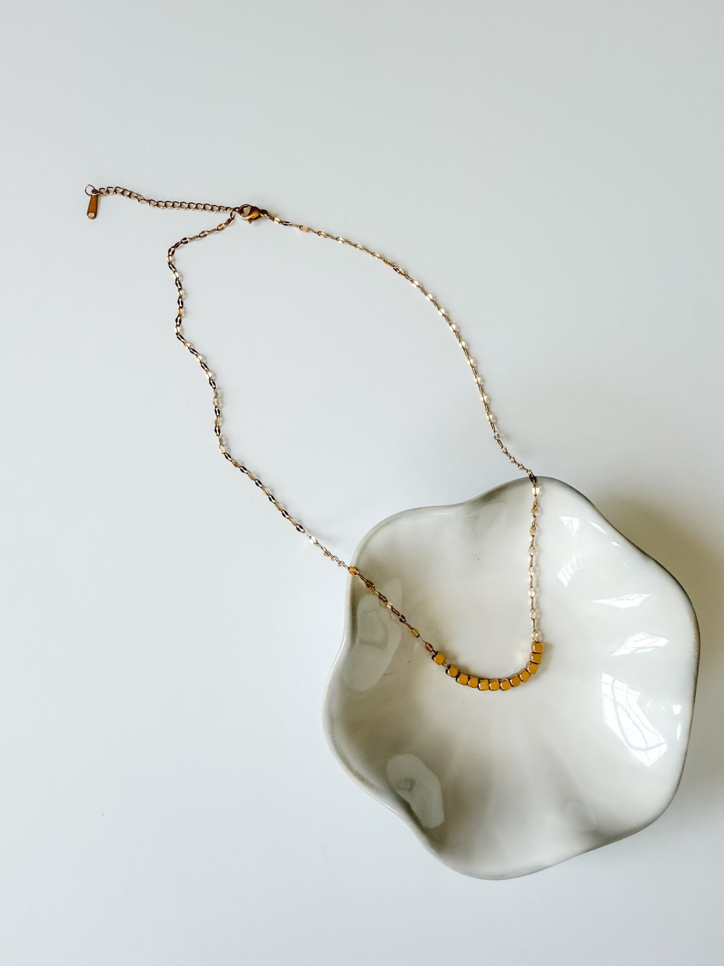 Bisou Necklace