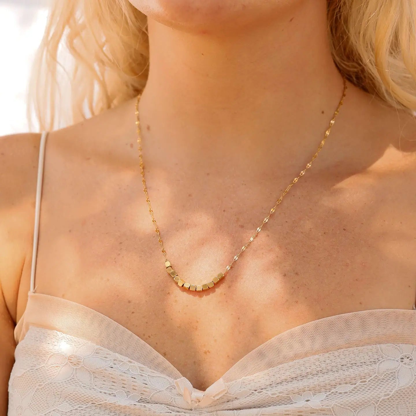 Bisou Necklace